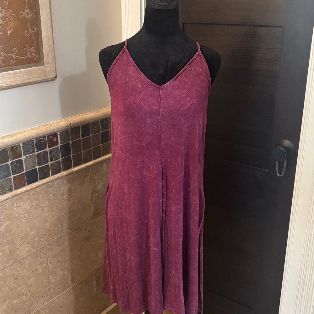 Peach Love California Strapless top in Deep Pink. Boutique find